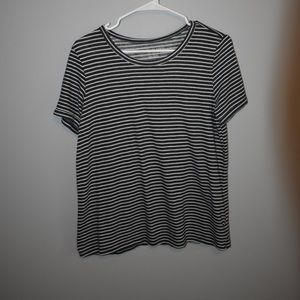 striped american eagle tee!